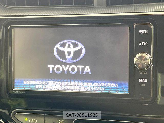 Toyota AQUA 2018-02 7782577-2