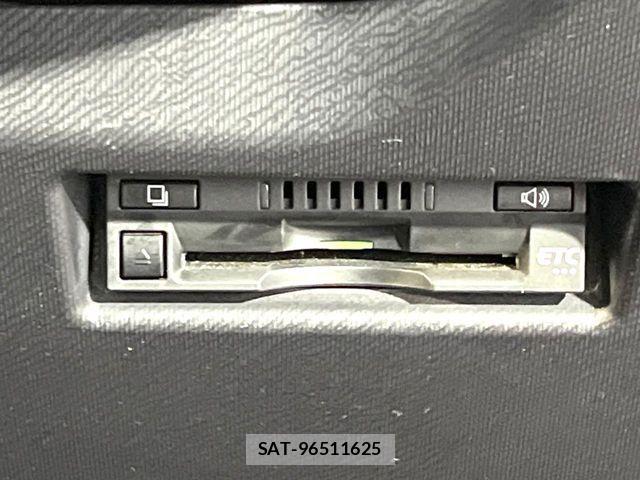 Toyota AQUA 2018-02 7782577-6
