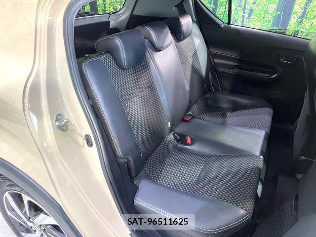 Toyota AQUA 2018-02 7782577-8