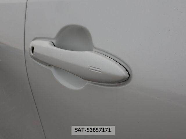 Toyota AQUA 2023-05 7782593-14
