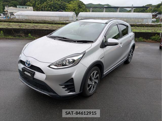 Toyota AQUA 2017-10 7782568-0