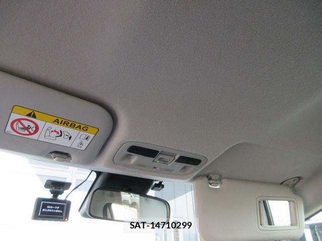 Toyota AQUA 2023-09 7782606-13