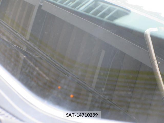 Toyota AQUA 2023-09 7782606-21