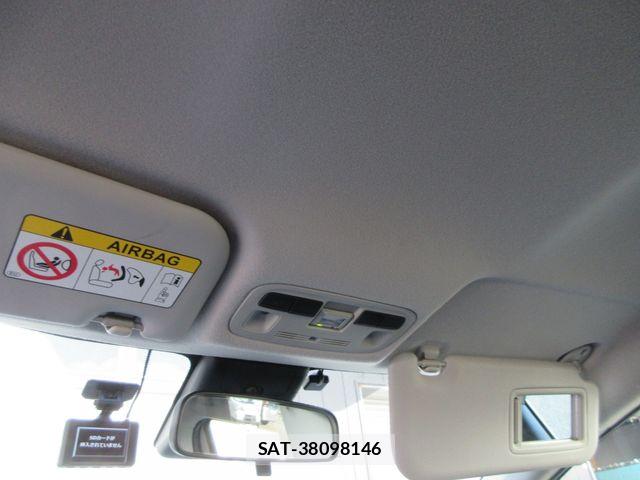 Toyota AQUA 2023-09 7782607-12