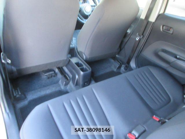Toyota AQUA 2023-09 7782607-13