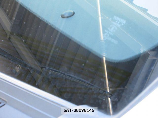 Toyota AQUA 2023-09 7782607-20