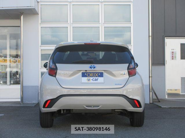 Toyota AQUA 2023-09 7782607-23