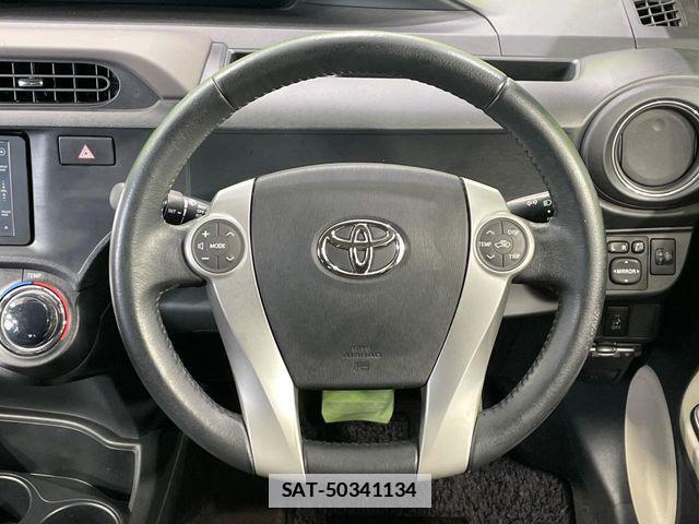 Toyota AQUA 2012-05 7782535-10