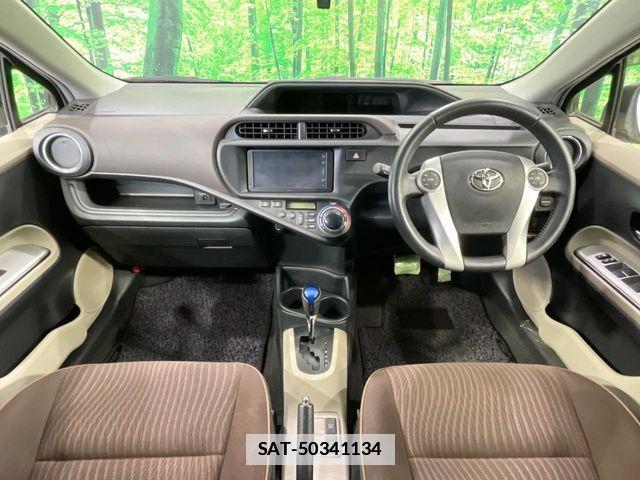 Toyota AQUA 2012-05 7782535-1