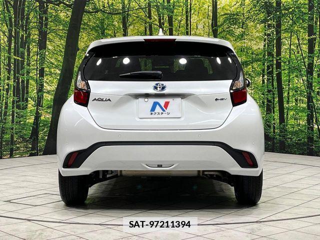 Toyota AQUA 2025-02 7782613-15