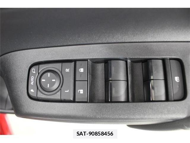 Toyota AQUA 2026-02 7782619-28