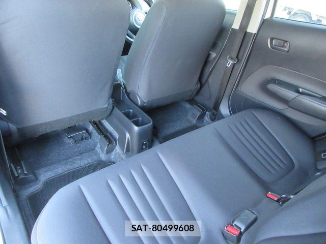 Toyota AQUA 2023-05 7782602-13