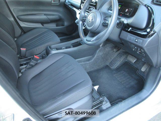 Toyota AQUA 2023-05 7782602-25