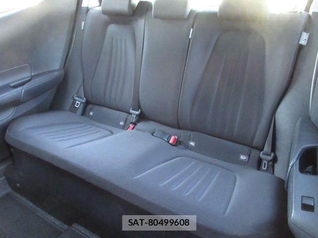 Toyota AQUA 2023-05 7782602-28