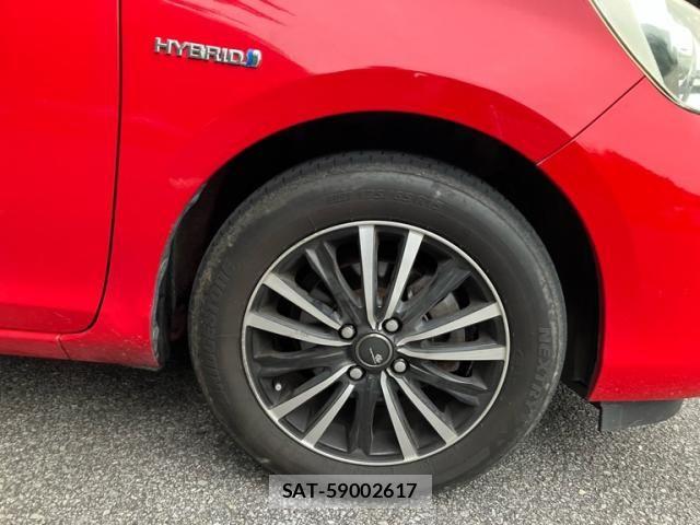 Toyota AQUA 2013-09 7875288-7