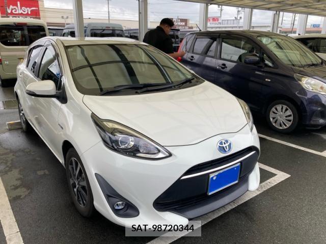 Toyota AQUA 2017-11 7875252-0