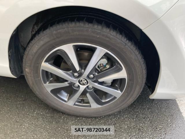 Toyota AQUA 2017-11 7875252-9