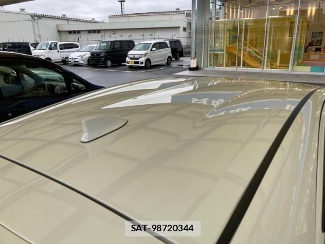 Toyota AQUA 2017-11 7875252-11
