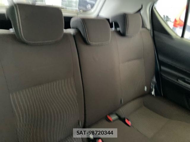 Toyota AQUA 2017-11 7875252-15