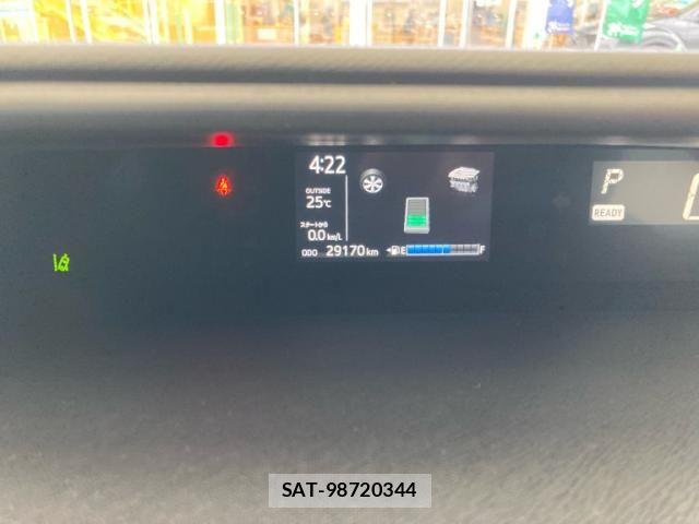 Toyota AQUA 2017-11 7875252-17