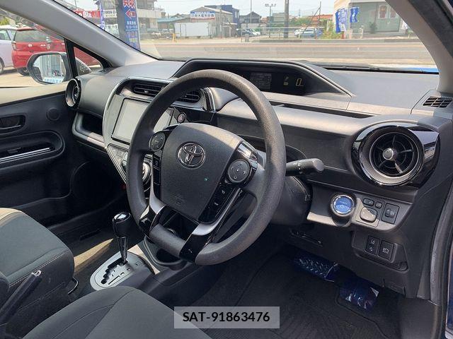 Toyota AQUA 2021-04 7875253-16