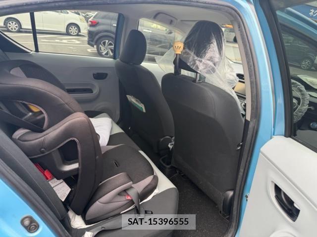 Toyota AQUA 2012-02 7875287-13