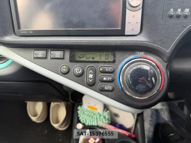 Toyota AQUA 2012-02 7875287-20