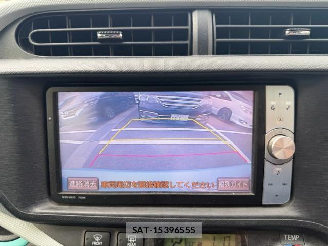 Toyota AQUA 2012-02 7875287-24