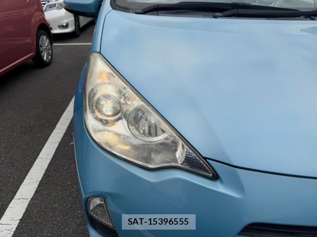 Toyota AQUA 2012-02 7875287-4