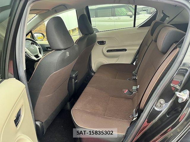 Toyota AQUA 2013-10 7875263-12
