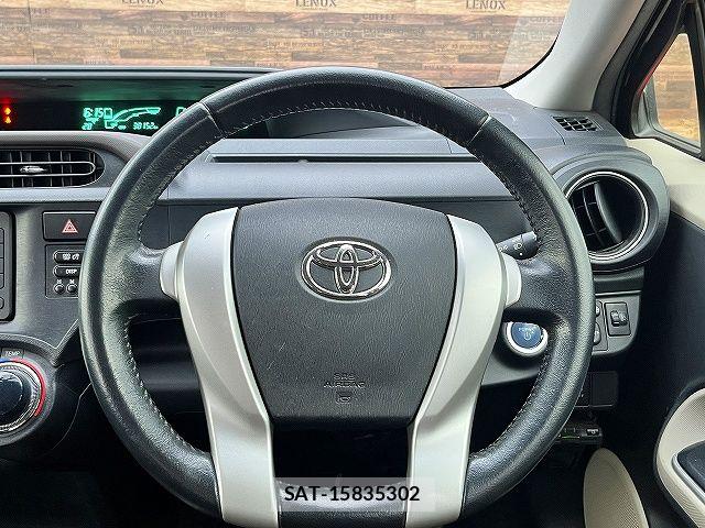 Toyota AQUA 2013-10 7875263-13