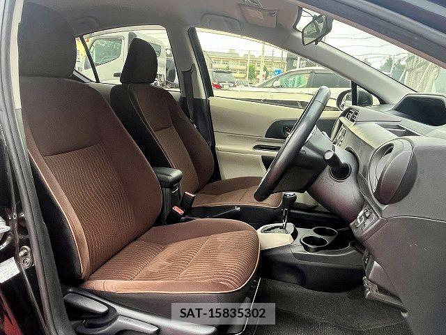 Toyota AQUA 2013-10 7875263-3