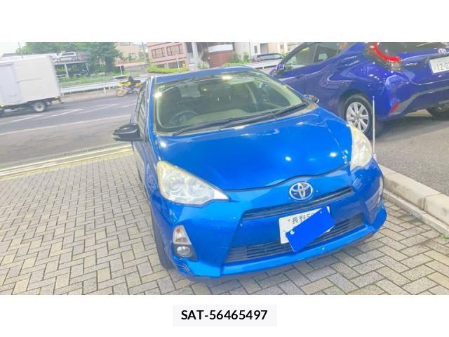 Toyota AQUA 2013-08 7875291-1