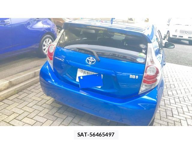 Toyota AQUA 2013-08 7875291-3