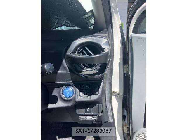 Toyota AQUA 2012-03 7875289-12