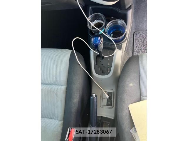 Toyota AQUA 2012-03 7875289-15