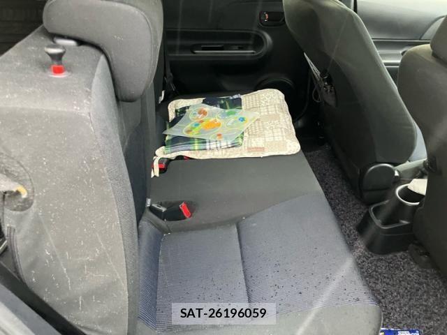 Toyota AQUA 2015-11 7875259-12