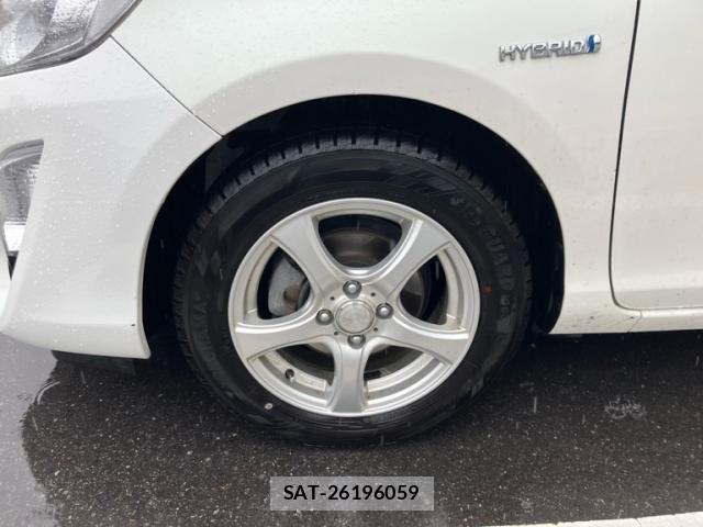 Toyota AQUA 2015-11 7875259-2