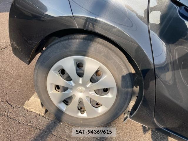 Toyota AQUA 2012-01 7875285-12