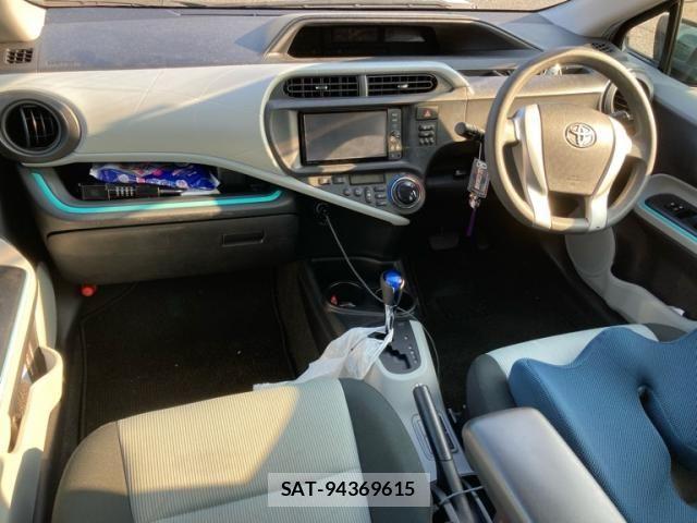 Toyota AQUA 2012-01 7875285-5