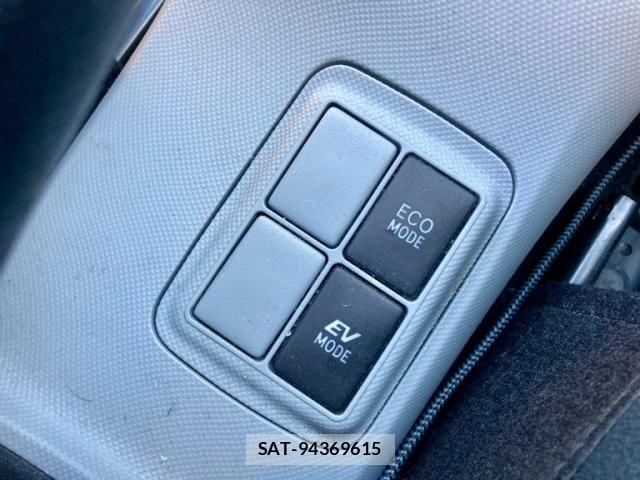 Toyota AQUA 2012-01 7875285-6