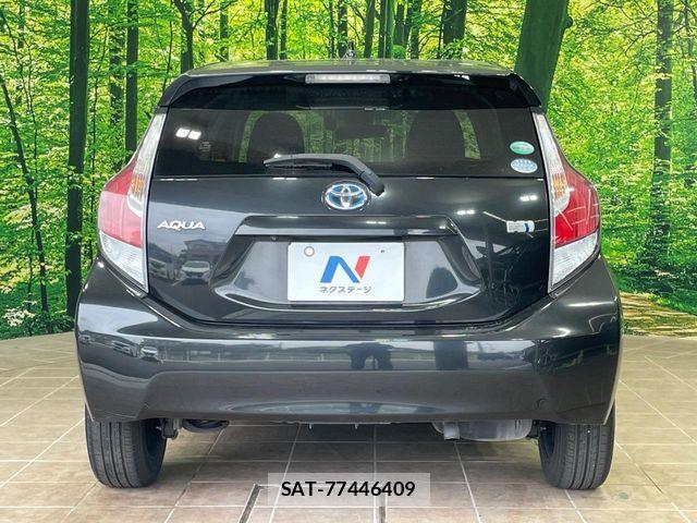 Toyota AQUA 2015-12 7875255-14