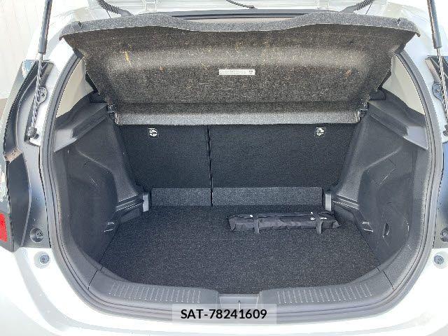 Toyota AQUA 2022-02 7875240-20