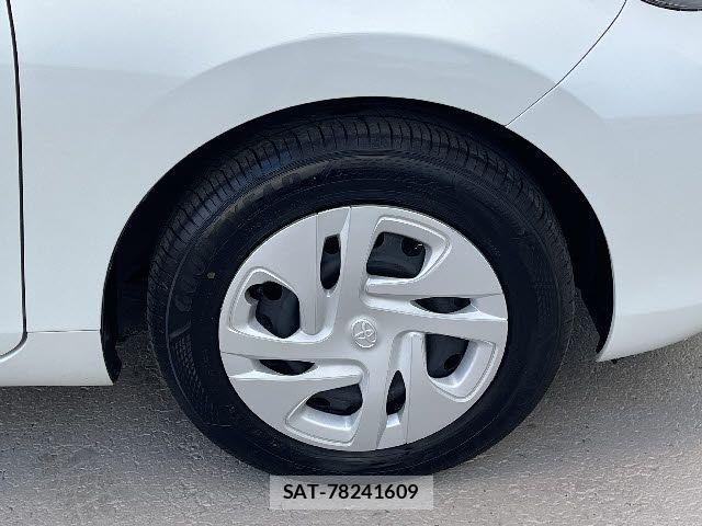 Toyota AQUA 2022-02 7875240-26
