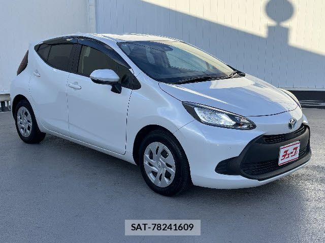 Toyota AQUA 2022-02 7875240-6