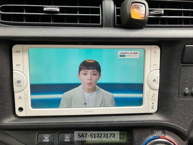 Toyota AQUA 2012-10 7875273-17