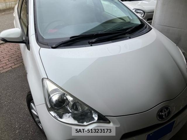 Toyota AQUA 2012-10 7875273-1
