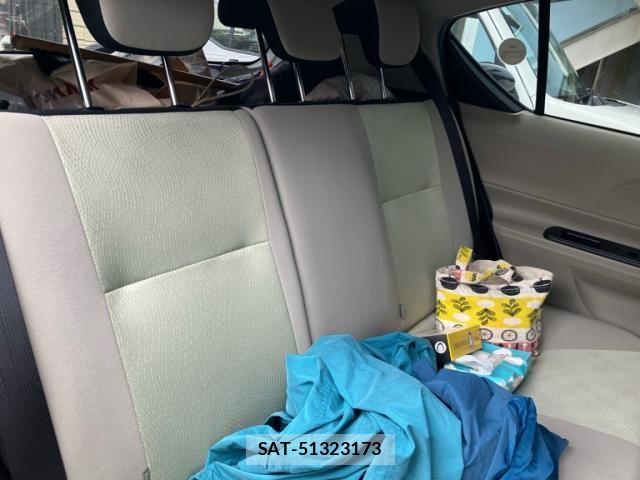 Toyota AQUA 2012-10 7875273-21
