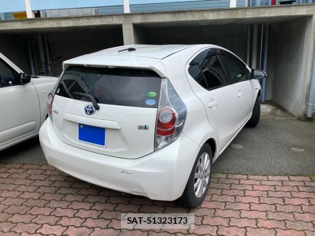 Toyota AQUA 2012-10 7875273-2