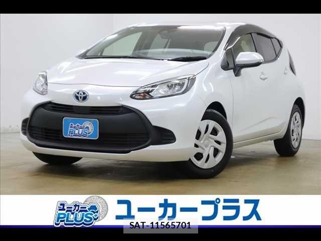 Toyota AQUA 2023-03 7875239-0